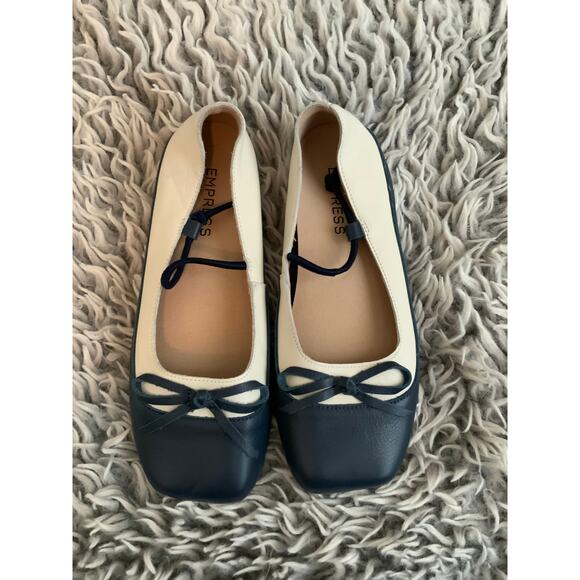 Empress Navy and White Bow Leather Ballet Flats - Size 7.5 - Picture 1 of 4
